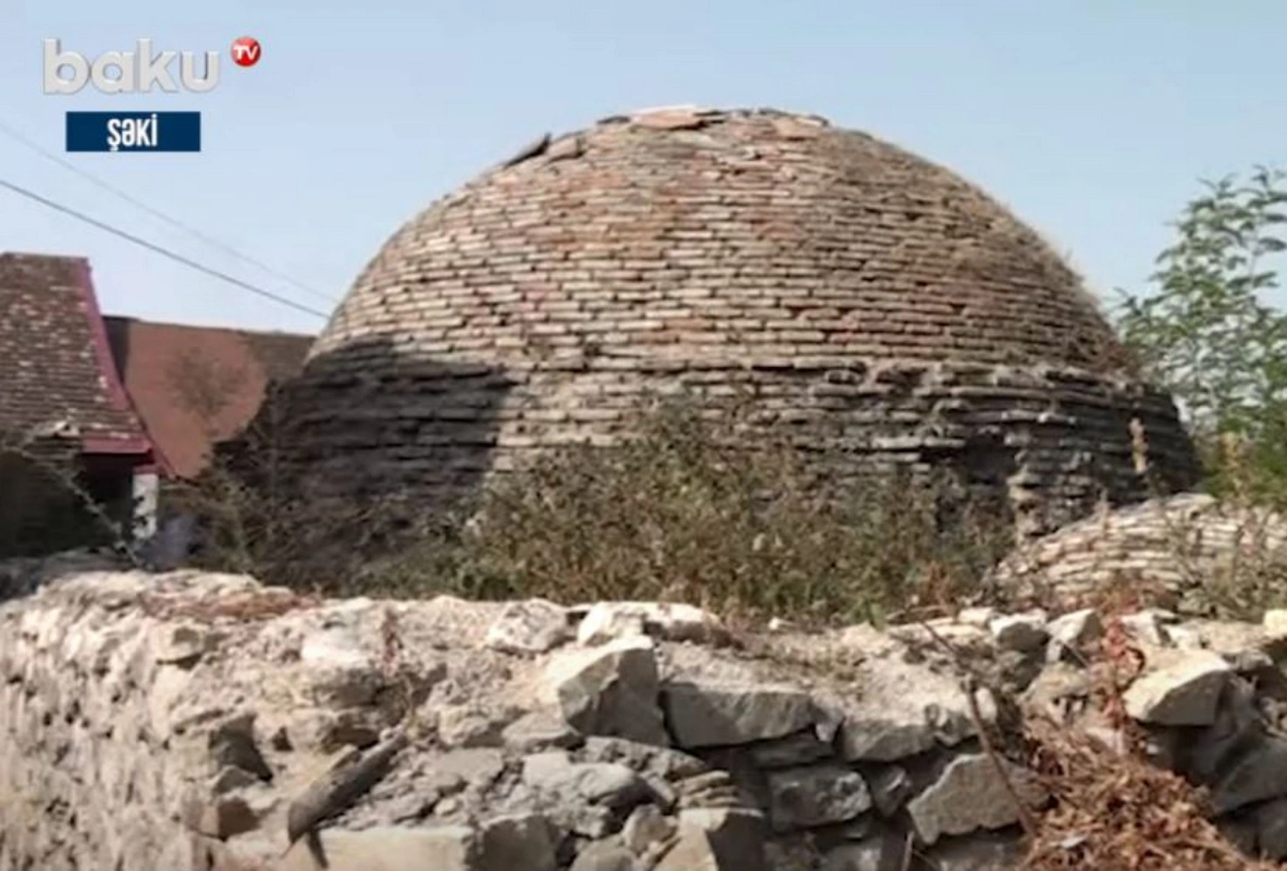 Şəkidə xarabalığı xatırladan tarixi hamam - VİDEO